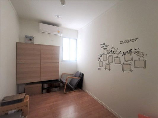 picture sss280 Condo for sale Lumpini Ville Sukhumvit 77 (2) empty room - 3/27