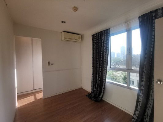 picture sss280 Condo for sale Lumpini Ville Sukhumvit 77 (2) empty room - 24/27