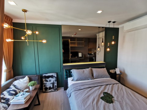 Condo for rent Life Asoke Rama 9