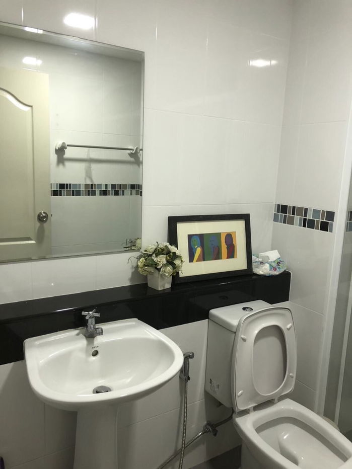 picture TOP105 The One Plus Srinakarin 32 sqm. 3rd Floor 6,000 baht 064-959-8900 - 12/16