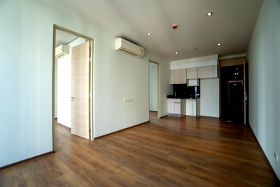 Condos for sale : Park24 Sukhumvit 24, 2 beds 1 bath 52 sqm.,corner unit 14th Fl. Building 2 near Emporium, BTS Phrom Phong