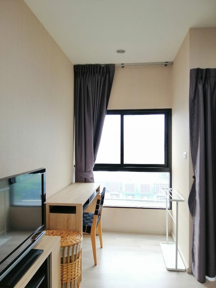 picture sss295 Sell Plum Condo Central Station Phase 1  - 3/14