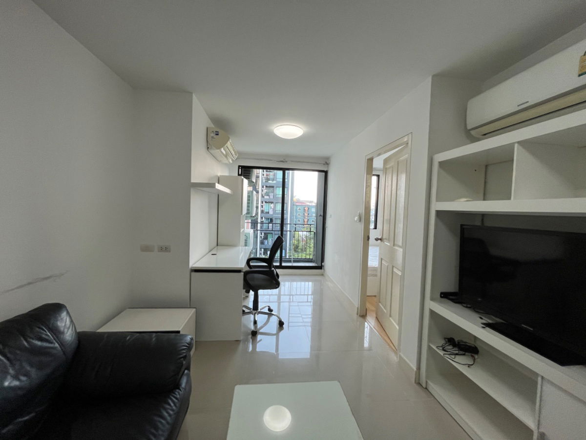 picture Available 17Mar26! Lib ladprao20. 1bed 36sq.m. Line id: @pfagent - 2/8