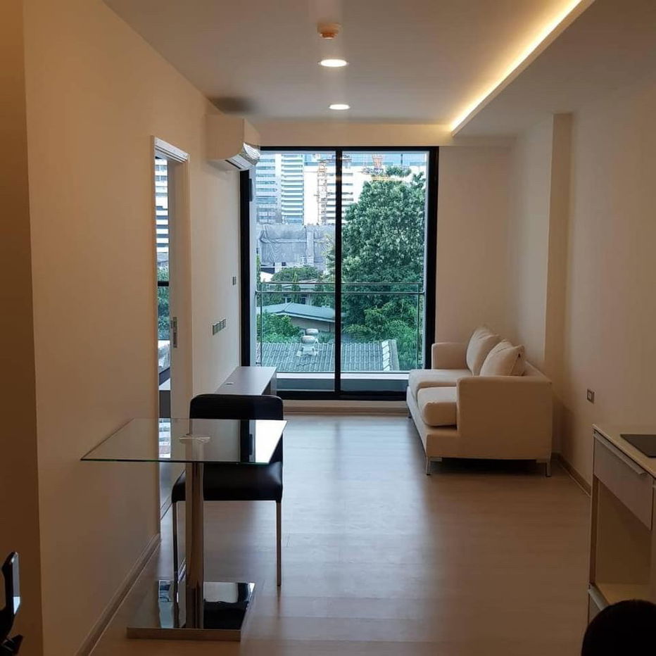 picture Available 28Feb26!  Vtara Sukhumvit36. 1bed 46sqm.  Line id: @pfagent - 1/7