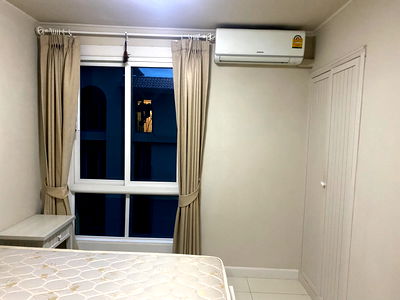 คอนโดให้เช่า : Groovy Condo Sriracha เช่า 6,300 บาท/เดือน ชั้น 8 วิวสระ โล่งโปรงสบาย