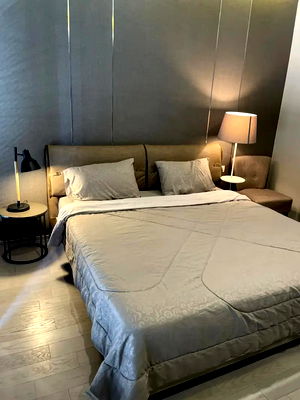 Condos for rent BTS Chit Lom : Condo For rent, Noble Ploenchit, 48 sq.m. **Corner room, has a private elevator. Line ID: @ppagent