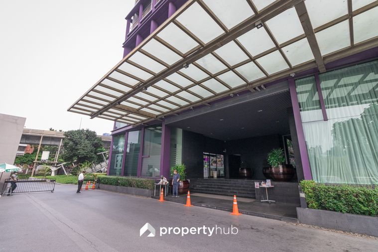 Noble Remix 2 Thonglor