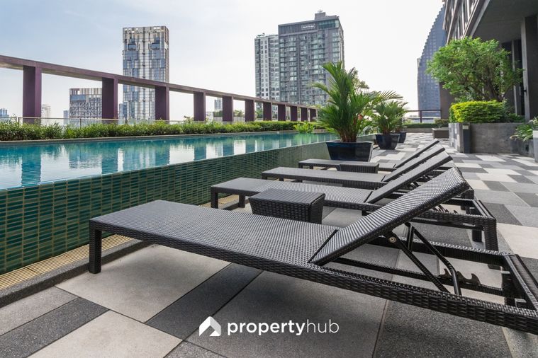 Noble Remix 2 Thonglor