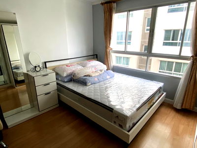 Condos for rent Bang Kapi : Lumpini ville Ramkhamhaeng 26 For Rent
