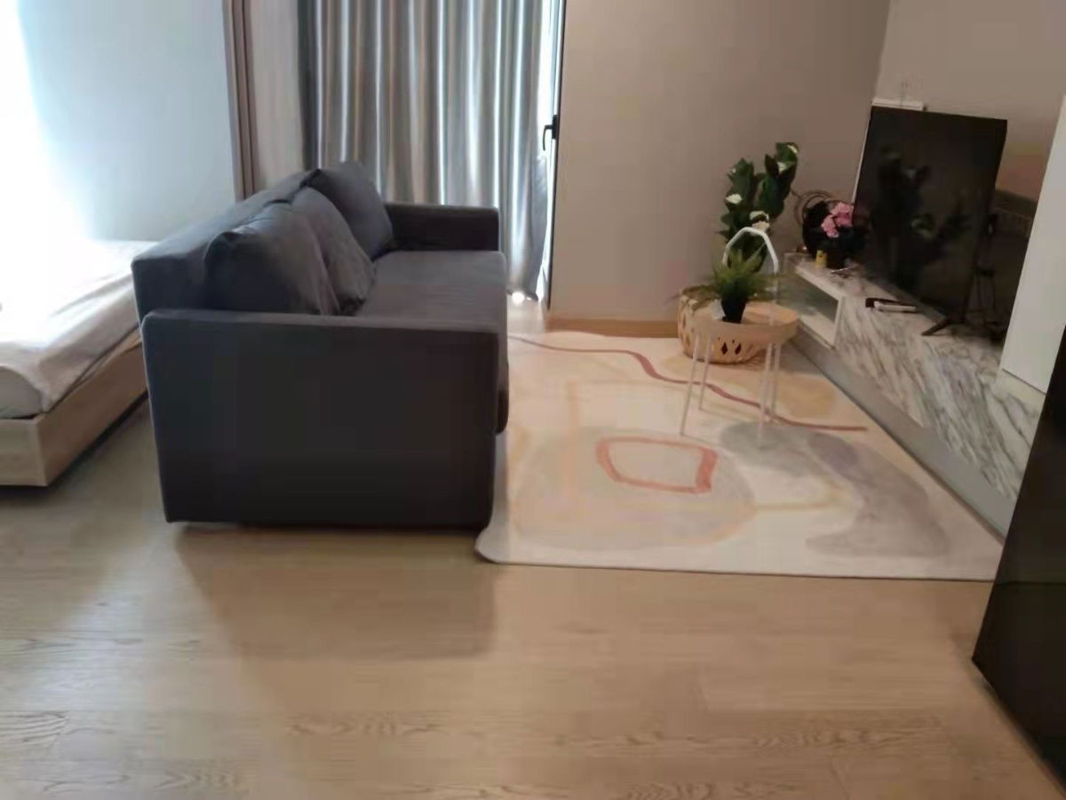 picture Siamese Exclusive Queens, beautiful view, fully furnished Ready to move in, free shuttle bus - 1/4