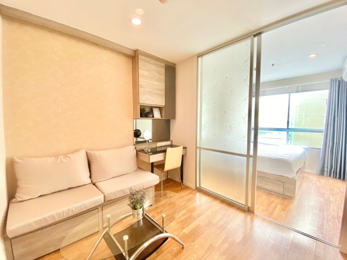 ให้เช่า คอนโด ลุมพินี พาร์ค นวมินทร์-ศรีบูรพา ราคา 7,000 เฟอร์นิเจอร์เครื่องใช้ไฟฟ้าครบ  