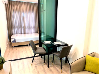 ขายคอนโด : KBR151 ไนท์บริดจ์ รามคำแหง 27 ตรม ชั้น 9 วิวสระ 1นอน 3.5 ล้าน 092-597-4998