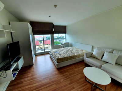 เช่าคอนโด ตลาดนัดเลียบด่วน รามอินทรา : ให้เช่าwe condo เรียบทางด่วน รามอินทรา เอกมัย  📲📢สอบถาม  ld line  @condoboy 