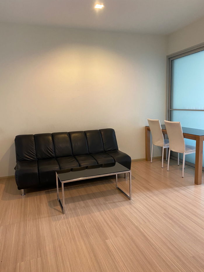 picture Rhythm Ratchada-huaikhwang condo for rent - 6/13
