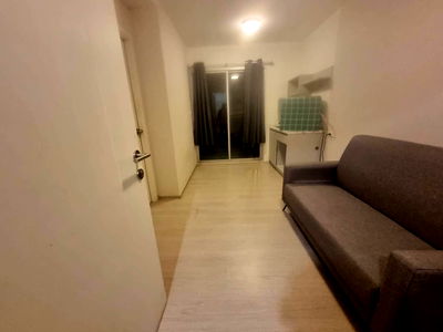 ขายคอนโด : พลัมคอนโด ราม 60 กั้นนอน 27 ตรม. ชั้น 2  ตึกG  1.99 ล้าน 092-597-4998