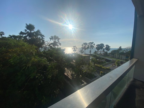 ให้เช่า The Palm Wongamat Beach Front Pattaya Sea view Luxury Condo 2bed room (S03-0878 )