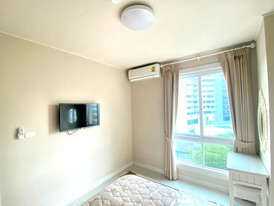 Condos for rent : Groovy Condo Sriracha 6,500 Bath/M Big room