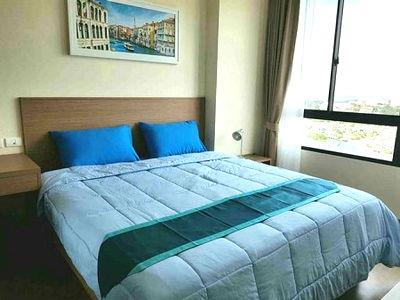 Condos for rent Robinson Sriracha : The Sky Condo Sriracha Condo near shopping malls job sites educational institutions just 5 minutes away from Assam Sriracha School