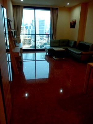 Condos for sale : Urgent sale!! Aguston 22 2Bed 2Bath 84sq.m Best Unit, Great View Best Deal 087-907-4045