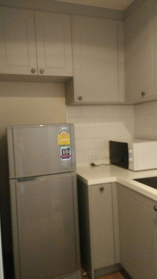 picture Shock Price! "The Editor" Good location and close to the BTS Saphan Khwai  28 Sq.m 3.5 Baht - 4/4