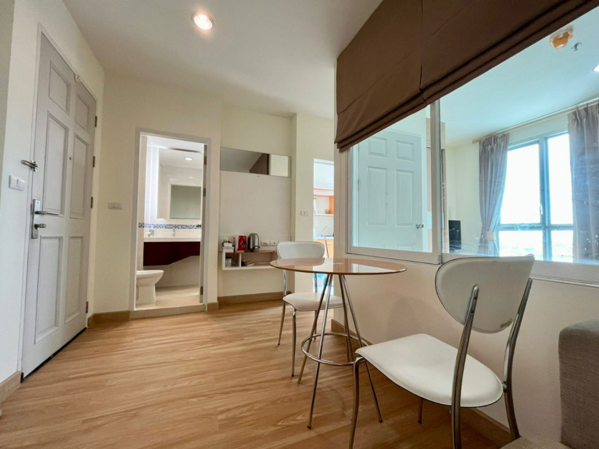picture Life @ Ratchada-Huai Khwang 18F 30sqm 1Bed Room Full Furniture - 1/10