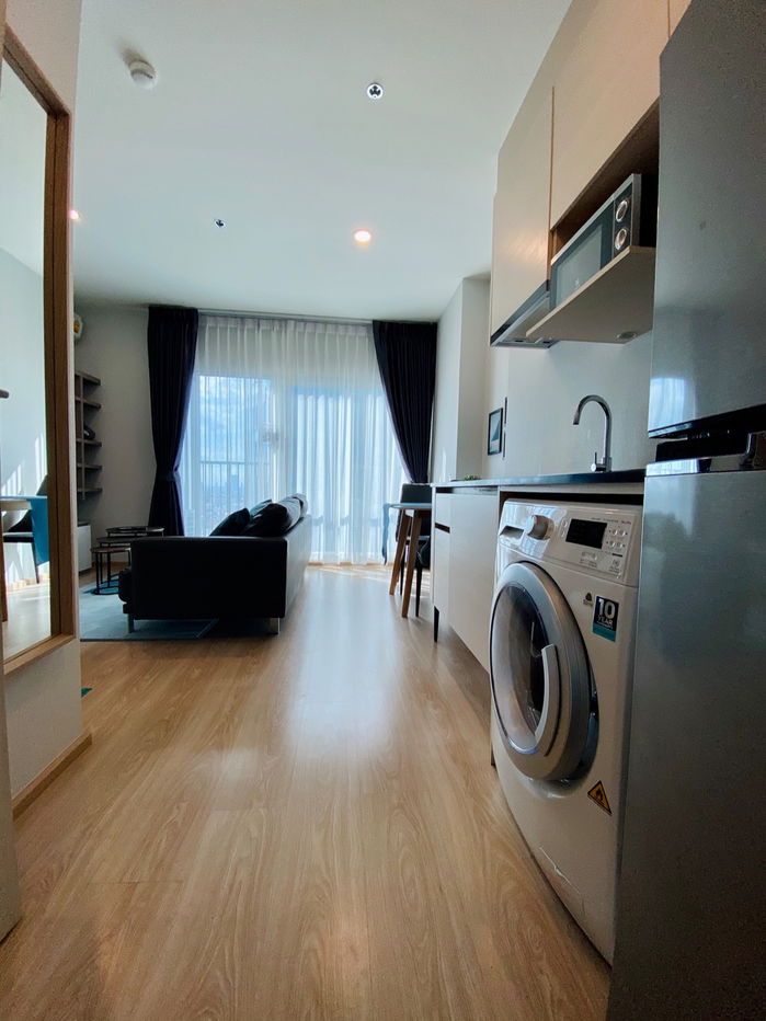 picture For Rent! Corner Unit with 2 Bed 2Bath 2 Balcony, 53.8 Sq.m Fully Furnished 22th Flr - 9/9