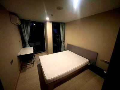 Condos for rent :  The   l  15                 condo
