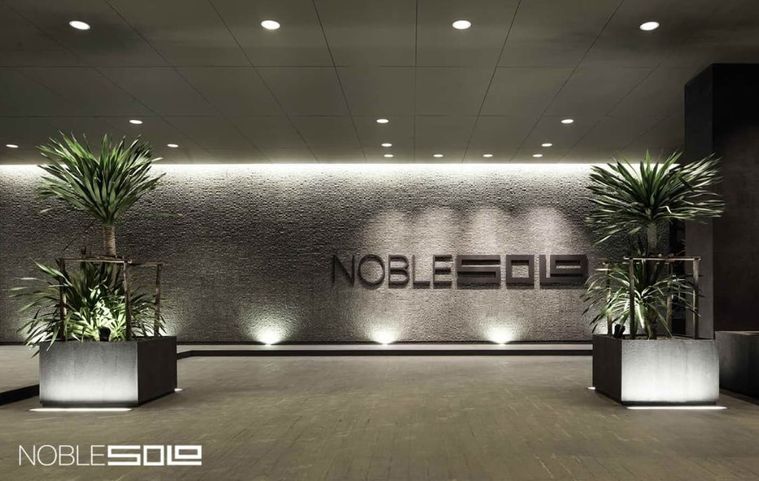 Noble Solo