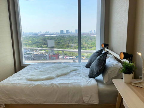 1-BR Condo at The Saint Residences near MRT Phahon Yothin (ID 378736)