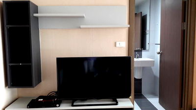 Condos for rent : 1-BR Condo at The Base Sukhumvit 77 near BTS On Nut (ID 386509)