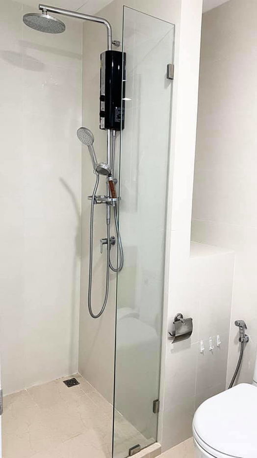 picture Modern 1-BR Condo at Metro Luxe Ratchada near MRT Huai Khwang - 2/10