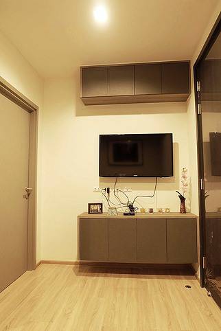 picture Modern 1-BR Condo at The Base Garden Rama 9 near Ramkhamhaeng Station (ID 561058) - 7/10