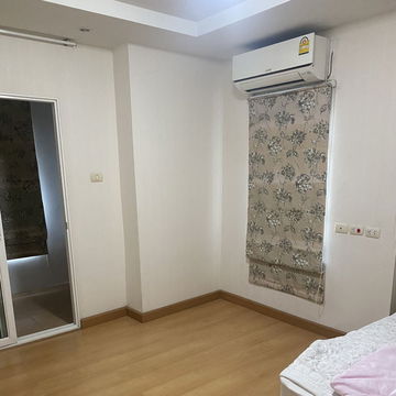 2-BR Condo at Happy Condo Ratchada 18 near MRT Huai Khwang (ID 423596)