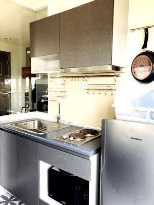 Condos for rent True Tower Phatthanakan : 1-BR Condo at The Base Rama 9 - Ramkhamhaeng near ARL Ramkhamhaeng (ID 386519)