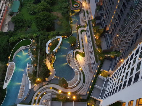 1-BR Condo at Ideo O2 near BTS Bang Na (ID 385813)