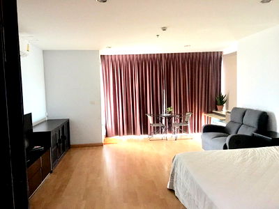 Condos for rent Sathorn Thani Tower : 1-BR Condo at St. Louis Grand Terrace near BTS Saint Louis (ID 785581)