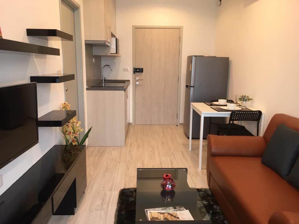 picture Amazing High Rise 1-BR Condo at Ideo Mobi Sukhumvit Eastgate near BTS Bang Na - 4/13