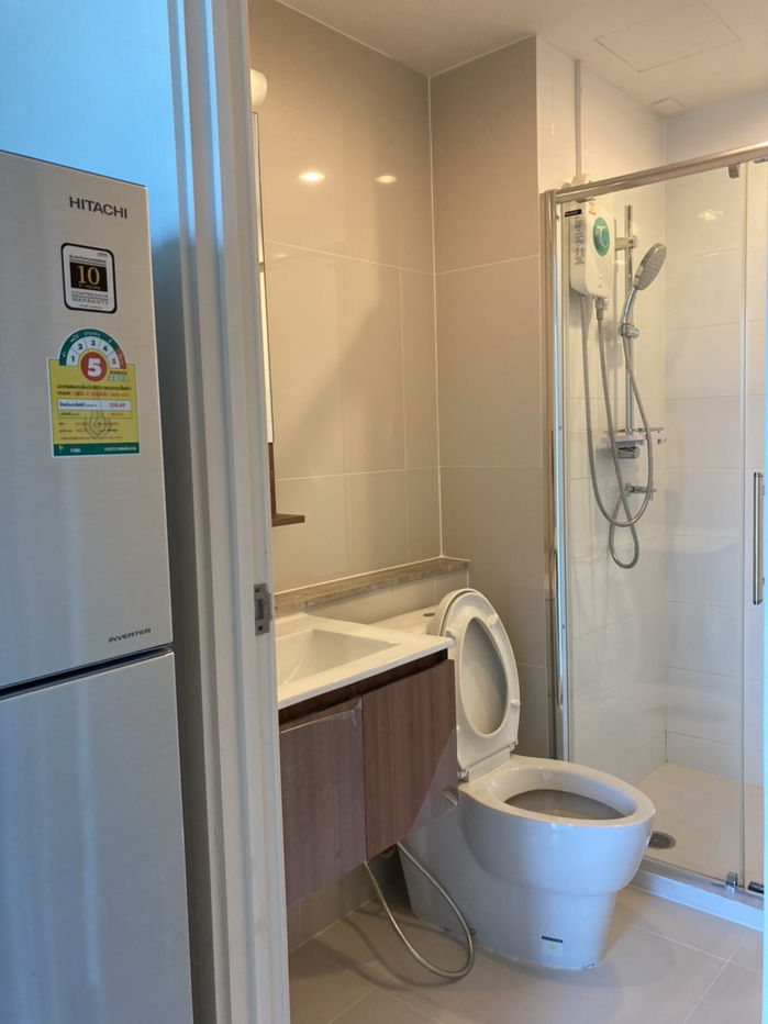 picture Amazing High Rise 1-BR Condo at Fuse Chan-Sathorn near BTS Surasak - 3/12