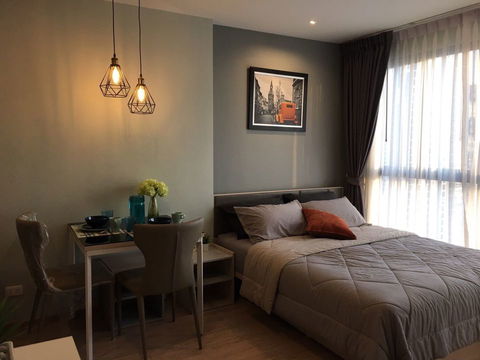 1-BR Condo at Ideo O2 near BTS Bang Na (ID 389760)