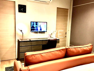 ขายคอนโด : ห้องสตูดิโอ วิวสวย ทิศเหนือ ใจกลางพร้อมพงษ์ ใกล้ BTS พร้อมพงษ์ มีรถรับส่งทุก 15 นาที ที่คอนโด Park 24 / ขายคอนโด