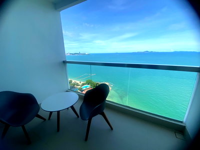 Condos for rent : For rent Short term at the Palm wongamat Beach Front Direct sunset view (S03-0972)