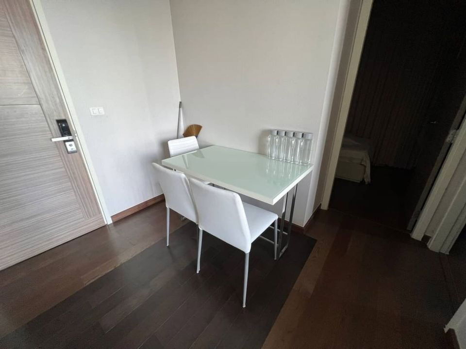 รูป 🔵⚪️🔵 "For Rent" << Best room , Corner room , Negotiable >> At Q asoke line id:@arunestate 🔵⚪️🔵 - รูปที่ 7/9