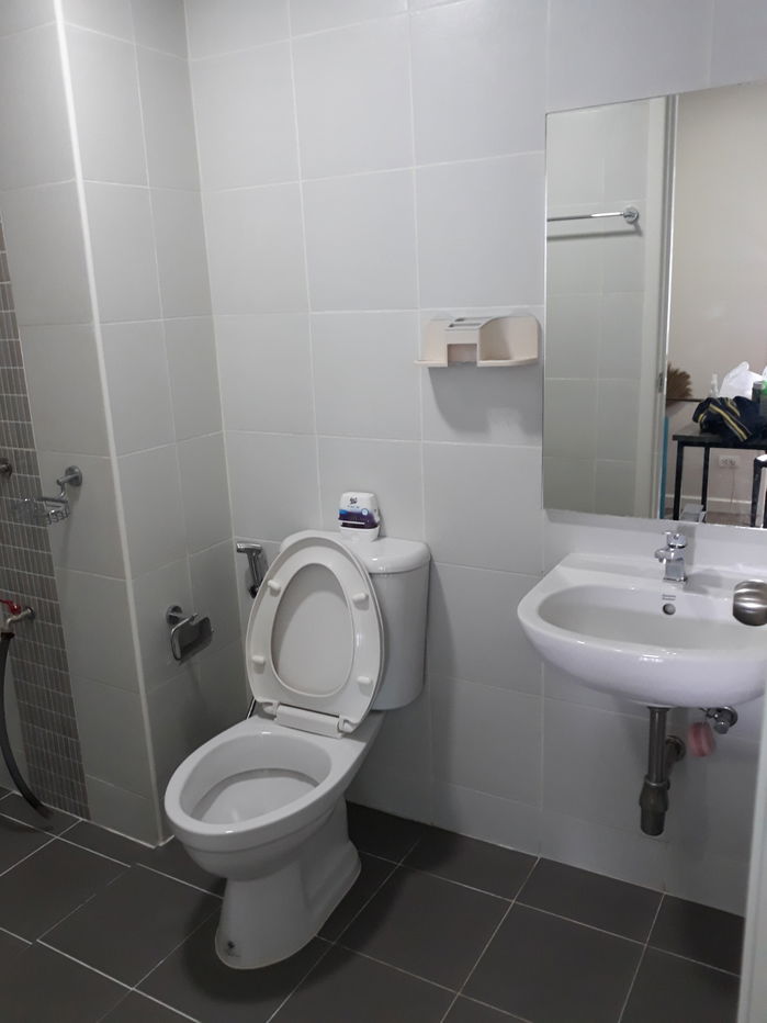 รูป ให้เช่า คอนโด โครงการ Gen Condo รังสิตคลอง6 (ใกล้ม.เทคโนโลยี ราชมงคล ธัญบุรี) 35 ตรม. 6,500 บ/เดือน. - รูปที่ 10/13