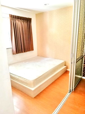 Condos for rent : The cheapest rental in the project, 5,500 baht / month, Lumpini Condo Town Nida - Serithai 2: 1 bedroom 2nd floor, Building B, near NIDA Institute.