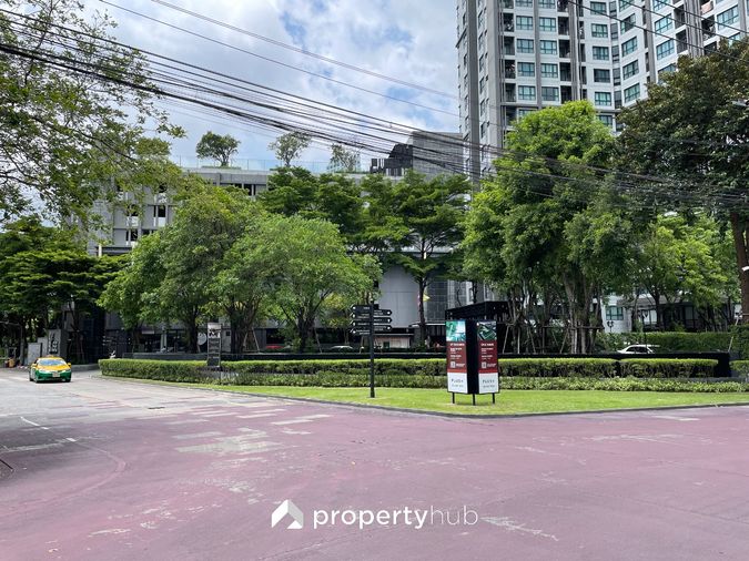 The Base Park East Sukhumvit 77