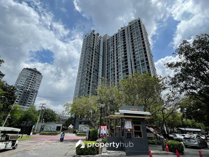 The Base Park East Sukhumvit 77