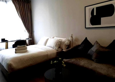 Condos for rent : for rent Park Origin Phayathai. Studio 24sqm. Line id: @pfagent