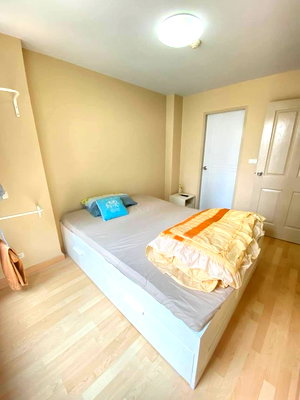 เช่าคอนโด เมเจอร์ ฮอลลีวูด รามคำแหง : ให้เช่า ลิปป์ รามคำแหง 43/1 มีเฟอร์นิเจอร์+เครื่องใช้ไฟฟ้าครบ แอดไลน์ @ihaveroom ตอบทันที