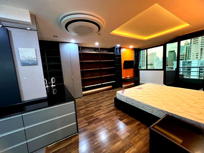 Condos for rent BTS Phrom Phong : T1314 Condo for rent LAKE AVENUE Sukhumvit 16, beautiful room, fully furnished, special price.