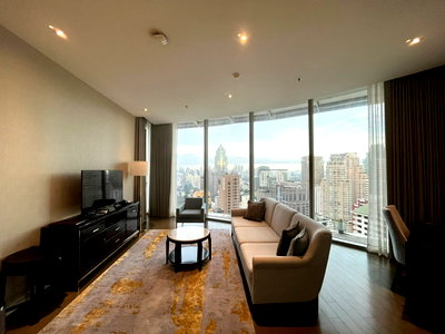 Condos for rent : for rent Magnolias Rajdamri. 2bed 100sqm. Line id: @pfagent